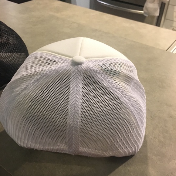 RunWild Hats 2 hats per order!! - Picture 5 of 5